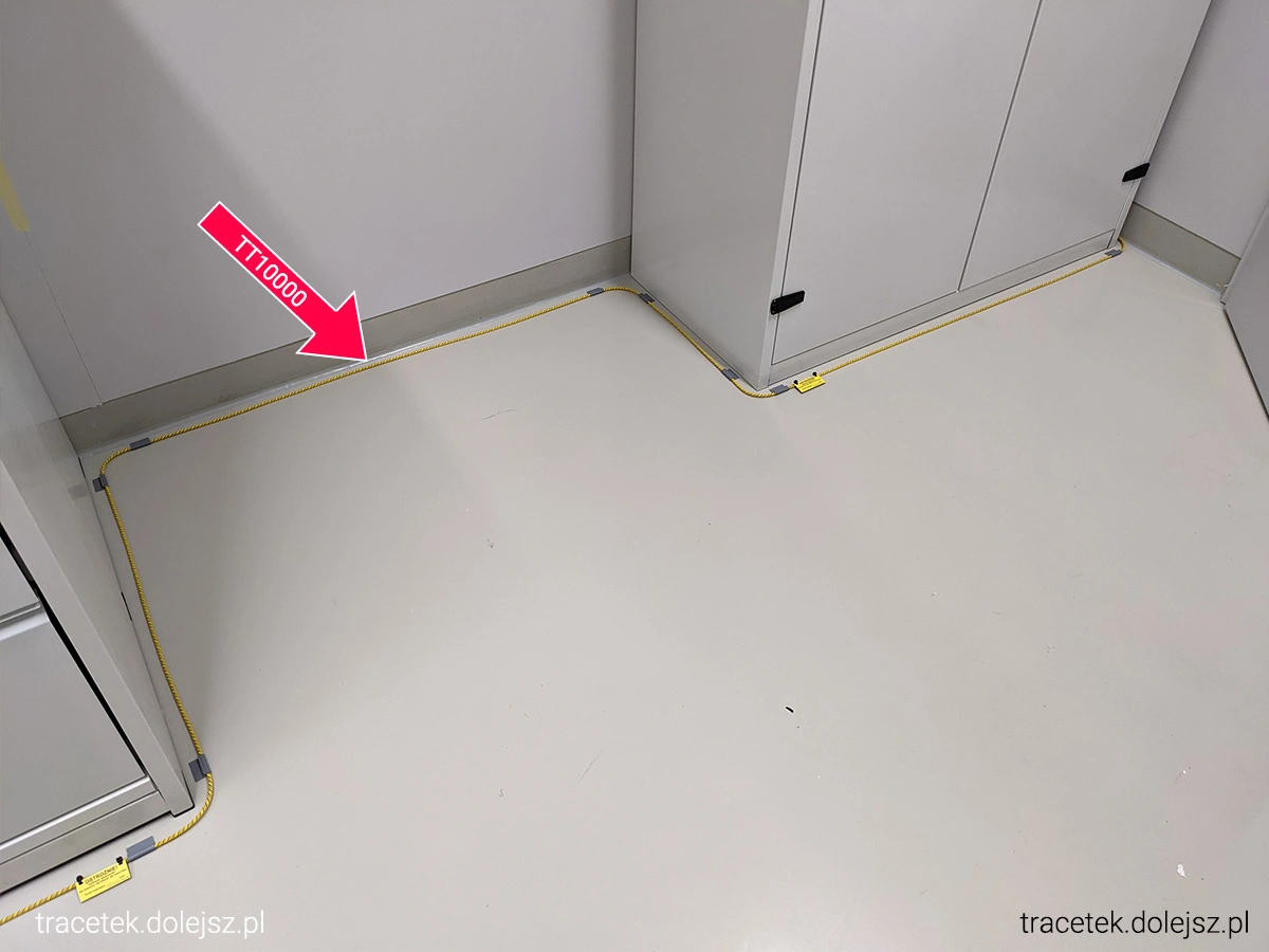 Czujnik wody na podłogę do archiwum 